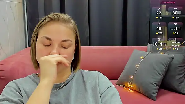 Snapshot of TataArdent chatting on January 15, 2025, 2:17 am TataArdent online show from January 15, 2025, 2:17 am