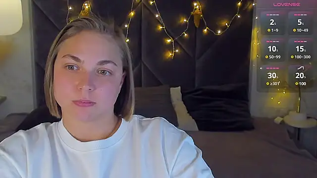 Snapshot of TataArdent chatting on January 17, 2025, 2:18 am TataArdent online show from January 17, 2025, 2:18 am