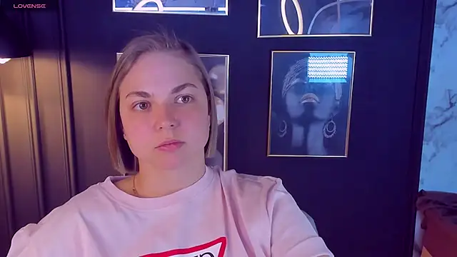 Snapshot of TataArdent chatting on January 23, 2025, 8:45 pm TataArdent online show from January 23, 2025, 8:45 pm