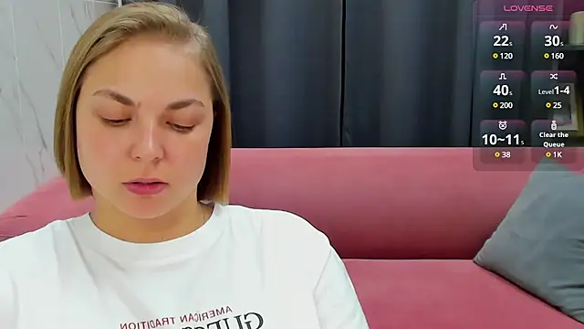 Snapshot of TataArdent chatting on January 28, 2025, 2:21 am TataArdent online show from January 28, 2025, 2:21 am