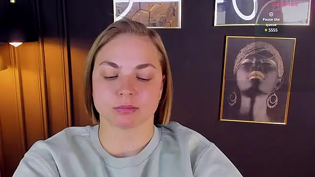 Snapshot of TataArdent chatting on January 28, 2025, 11:17 pm TataArdent online show from January 28, 2025, 11:17 pm