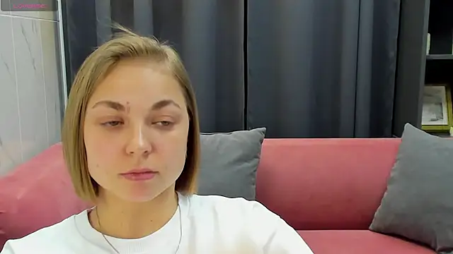 Snapshot of TataArdent chatting on February 10, 2025, 8:31 pm TataArdent online show from February 10, 2025, 8:31 pm