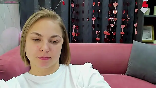 Snapshot of TataArdent chatting on February 14, 2025, 8:26 pm TataArdent online show from February 14, 2025, 8:26 pm