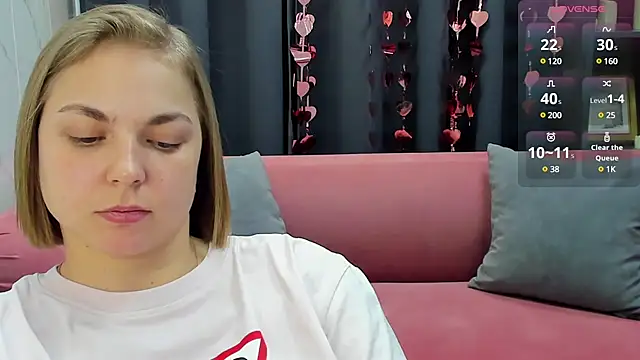 Snapshot of TataArdent chatting on February 18, 2025, 11:19 pm TataArdent online show from February 18, 2025, 11:19 pm