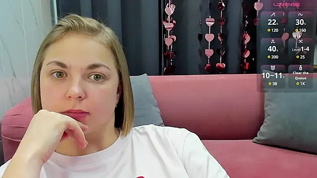 Snapshot of TataArdent chatting on February 19, 2025, 2:23 am TataArdent online show from February 19, 2025, 2:23 am