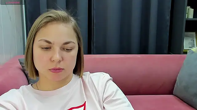 Snapshot of TataArdent chatting on February 25, 2025, 8:09 pm TataArdent online show from February 25, 2025, 8:09 pm