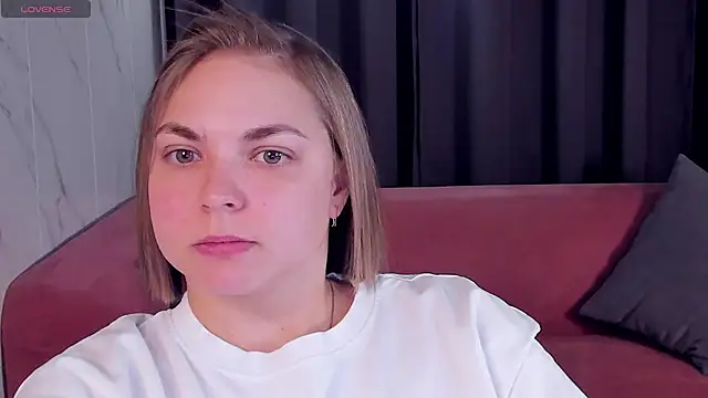 Snapshot of TataArdent chatting on February 27, 2025, 8:31 pm TataArdent online show from February 27, 2025, 8:31 pm