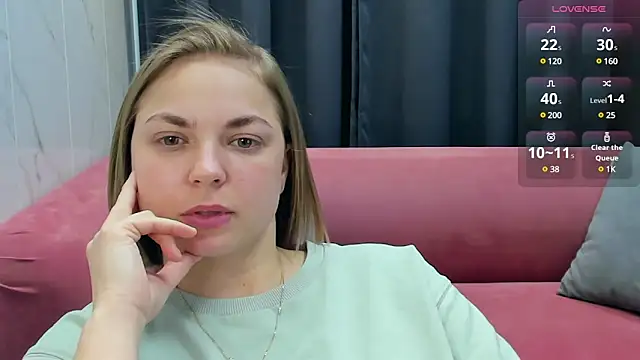 Snapshot of TataArdent chatting on March 8, 2025, 2:45 am TataArdent online show from March 8, 2025, 2:45 am