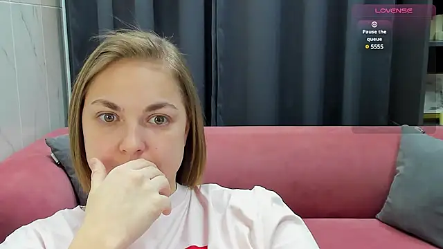 Snapshot of TataArdent chatting on March 17, 2025, 8:09 pm TataArdent online show from March 17, 2025, 8:09 pm