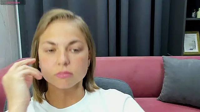 Snapshot of TataArdent chatting on October 23, 2025, 8:51 pm TataArdent online show from October 23, 2025, 8:51 pm