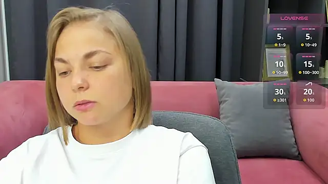 Snapshot of TataArdent chatting on November 13, 2025, 8:30 pm TataArdent online show from November 13, 2025, 8:30 pm