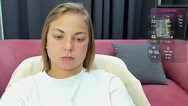 Snapshot of TataArdent chatting on November 23, 2025, 8:19 pm TataArdent online show from November 23, 2025, 8:19 pm