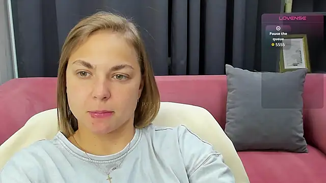 Snapshot of TataArdent chatting on November 24, 2025, 8:08 pm TataArdent online show from November 24, 2025, 8:08 pm