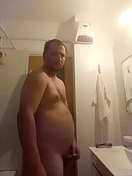 Snapshot of Miki20677 chatting on October 11, 2025, 6:06 pm Miki20677 online show from October 11, 2025, 6:06 pm