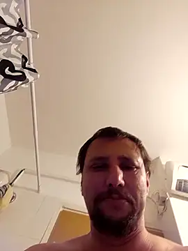 Snapshot of Miki20677 chatting on December 1, 2025, 5:40 pm Miki20677 online show from December 1, 2025, 5:40 pm