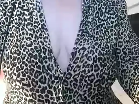 heidi60 online show from March 22, 2025, 8:51 am