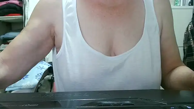 heidi60 online show from October 9, 2025, 9:40 am