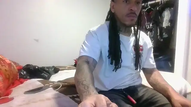 Snapshot of BigWayneBabyXXX chatting on May 11, 2026, 3:23 am BigWayneBabyXXX online show from May 11, 2026, 3:23 am
