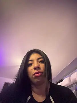 Snapshot of miaparkers chatting on December 13, 2025, 11:43 pm miaparkers online show from December 13, 2025, 11:43 pm