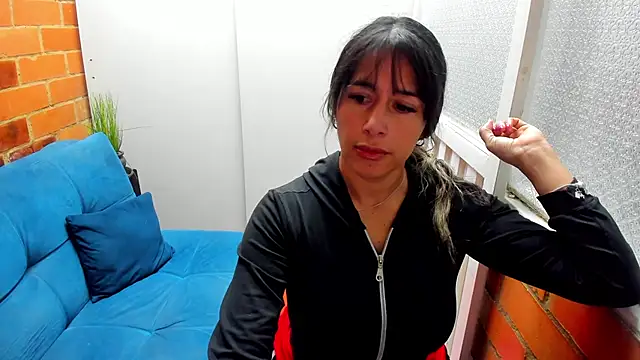 Snapshot of Penelope47 chatting on September 11, 2025, 6:52 pm Penelope47 online show from September 11, 2025, 6:52 pm