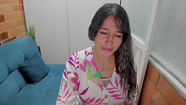 Snapshot of Penelope47 chatting on October 25, 2025, 7:19 pm Penelope47 online show from October 25, 2025, 7:19 pm