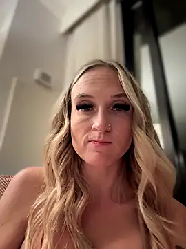 Snapshot of _Rapunzel_ chatting on September 20, 2025, 7:42 am Rapunzel online show from September 20, 2025, 7:42 am