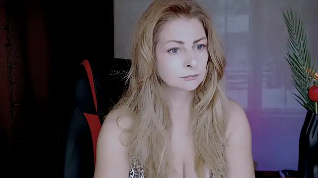 Eleonores online show from October 30, 2025, 4:58 am