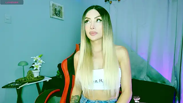 ale lovee online show from July 22, 2026, 3:31 am