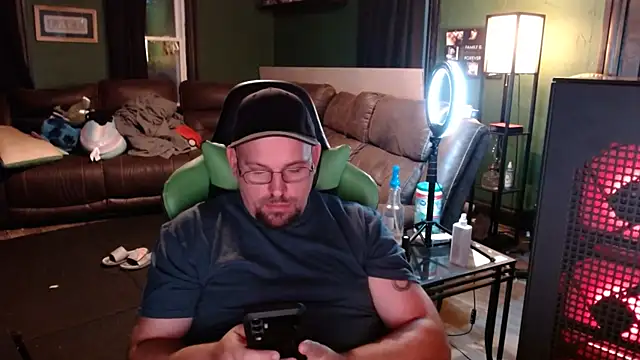 Snapshot of Hunter_Largo@xh chatting on November 24, 2025, 10:53 pm Hunter Largoxh online show from November 24, 2025, 10:53 pm