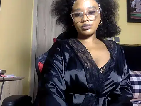 BOOTYBANGER24xx online show from May 18, 2026, 9:26 am