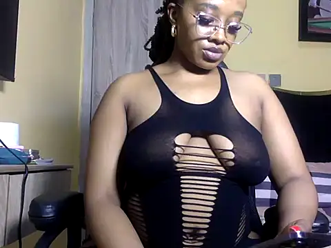 BOOTYBANGER24xx online show from June 25, 2026, 9:25 am
