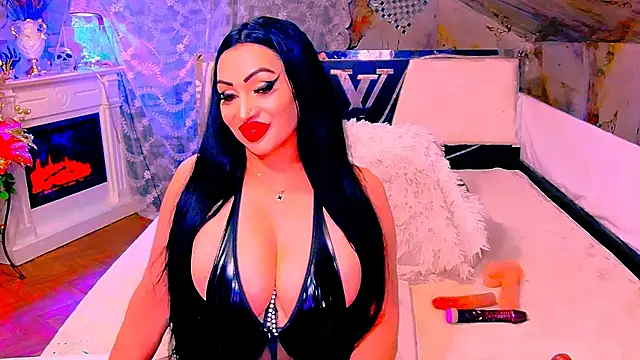 AmyraSunris online show from June 11, 2026, 9:13 pm
