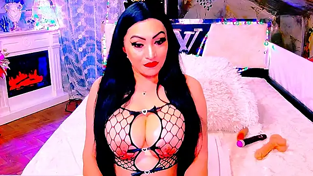 AmyraSunris online show from June 21, 2026, 8:33 pm