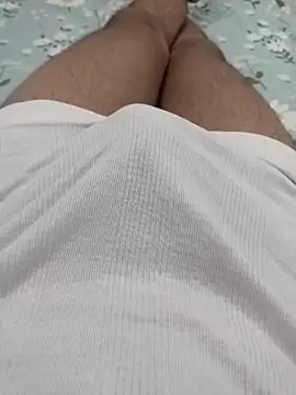 Babyucum4me online show from May 5, 2026, 5:32 pm