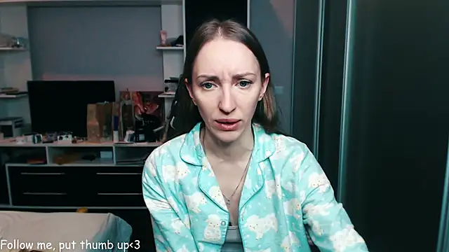 Snapshot of Natalimeowks chatting on February 9, 2025, 7:38 am Natalimeowks online show from February 9, 2025, 7:38 am