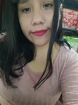 Snapshot of Kalani_Engel chatting on July 20, 2026, 12:58 am Kalani Engel online show from July 20, 2026, 12:58 am