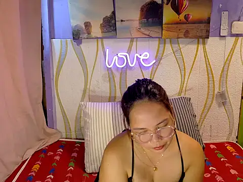 BURBERRY69 online show from March 6, 2026, 1:35 am