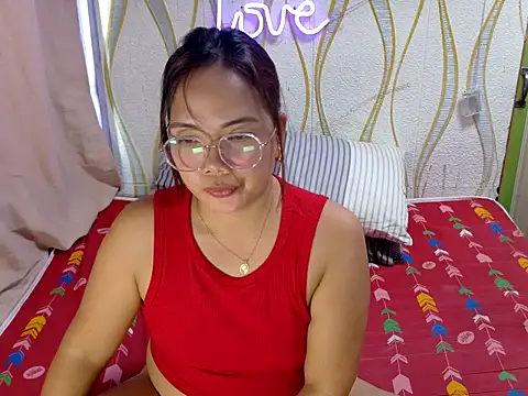 BURBERRY69 online show from March 8, 2026, 8:07 am