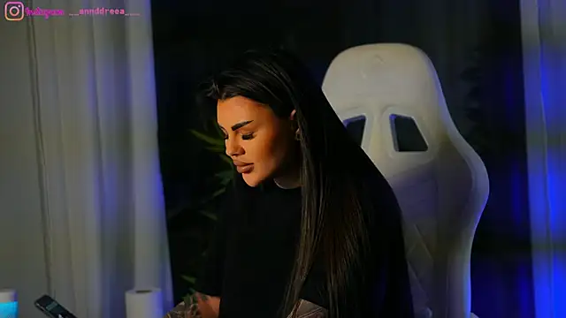 Snapshot of perfectt33n chatting on December 10, 2024, 8:40 am perfectt33n online show from December 10, 2024, 8:40 am