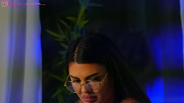 perfectt33n online show from January 25, 2025, 12:37 pm