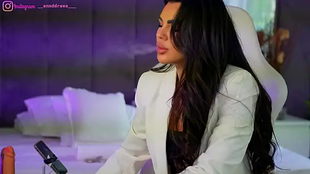 perfectt33n online show from October 9, 2025, 12:36 pm