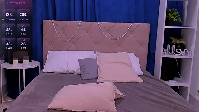 Janie JJ Curvie online show from March 1, 2026, 12:56 am