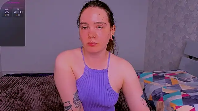 Janie JJ Curvie online show from June 25, 2026, 4:56 am