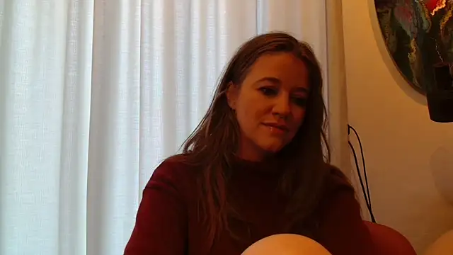 Neonstar online show from December 15, 2024, 10:07 am