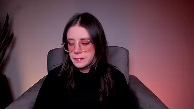 HazelKush online show from January 5, 2026, 9:51 pm