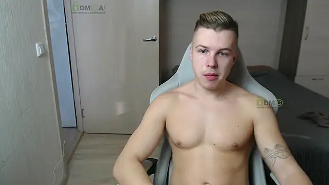 Snapshot of Sunny-Girl1 chatting on March 15, 2025, 6:58 am Sunny-Girl1 online show from March 15, 2025, 6:58 am