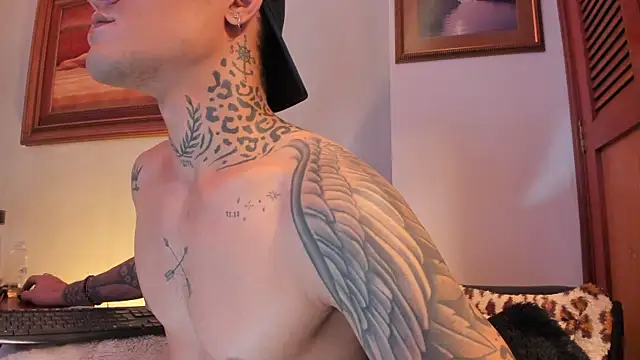 Snapshot of ImDominike chatting on February 25, 2025, 12:34 pm ImDominike online show from February 25, 2025, 12:34 pm