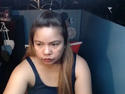 ambersmile online show from October 12, 2025, 11:04 pm