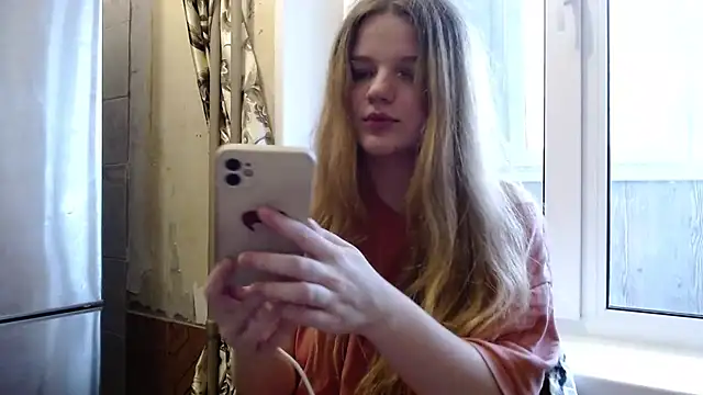 Snapshot of -MimmiLissa- chatting on October 7, 2025, 11:18 am -MimmiLissa- online show from October 7, 2025, 11:18 am