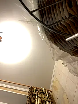 Snapshot of -MimmiLissa- chatting on November 21, 2025, 4:16 pm -MimmiLissa- online show from November 21, 2025, 4:16 pm